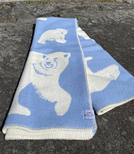 Load image into Gallery viewer, Heimdall norway - polarbear blanket - light blue
