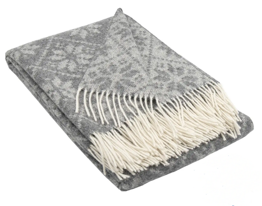 Heimdall norway blanket – snow crystal - 100% pure new wool - light grey